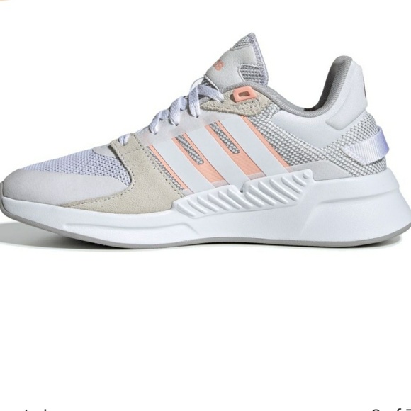 ADIDAS Run 90s Womens NIB - Picture 4 of 6